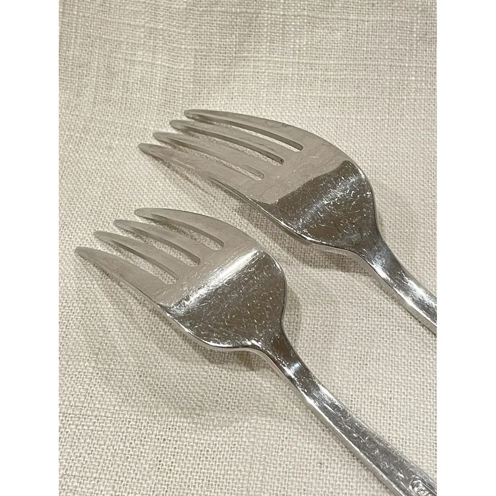 Oneida MELODIA 18/10 Stainless Flatware 6 Piece Place‎ Setting Serving